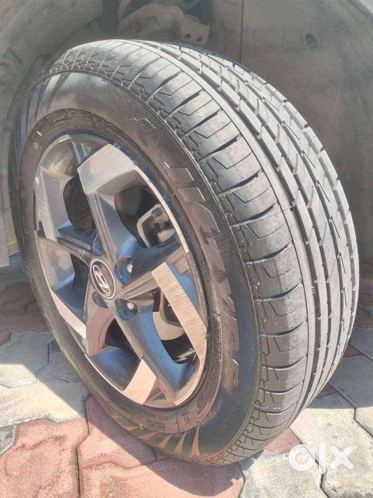 Hyundai Venue, 2021, Petrol
