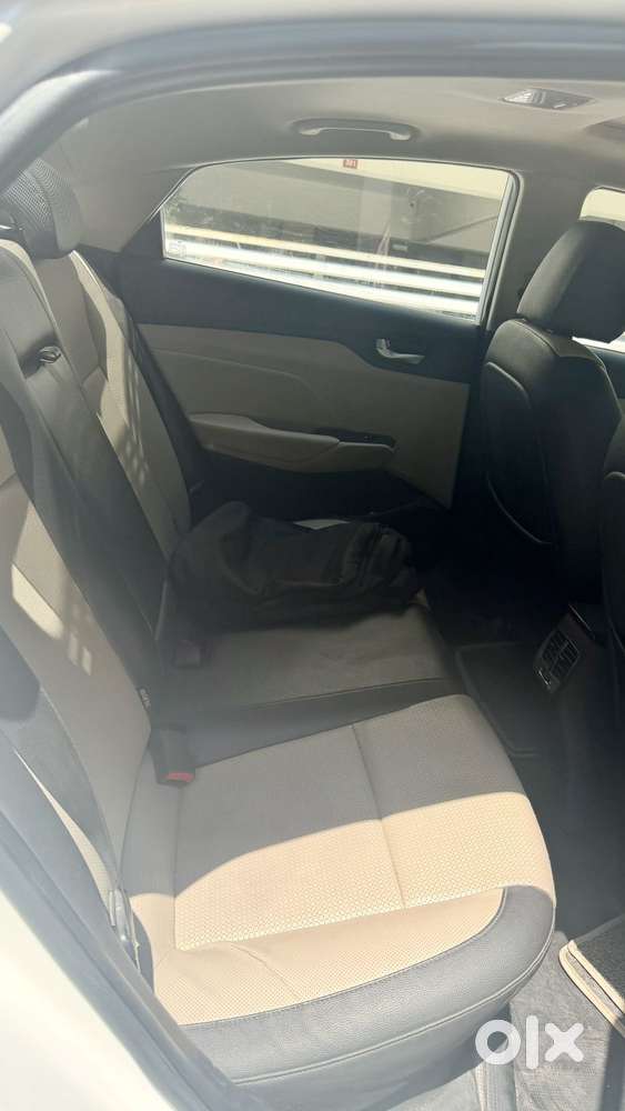 Hyundai Verna 1.6 Sx (o) Vtvt, 2019, Petrol