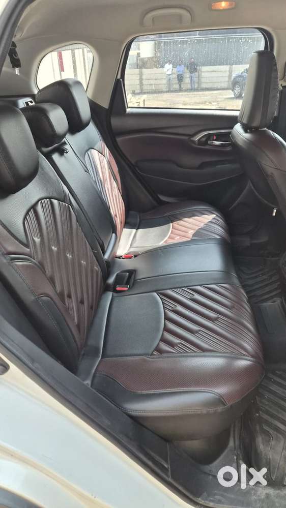 Maruti Suzuki Grand Vitara 1.5 Delta Cng, 2023, Cng & Hybrids