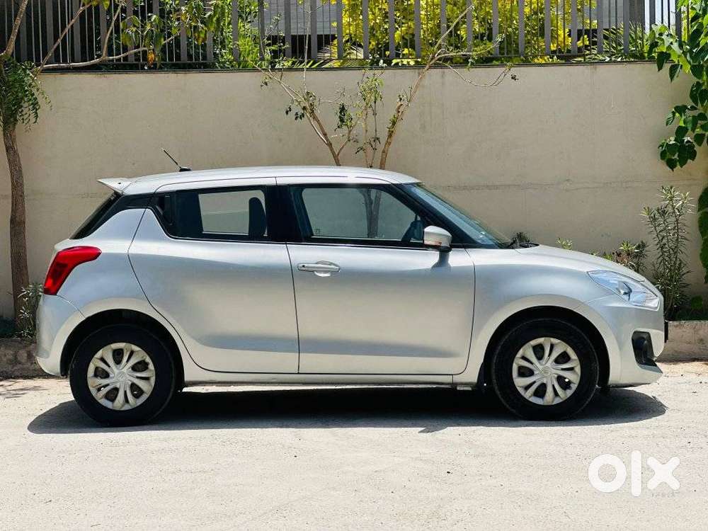 Maruti Suzuki Swift Vxi + Manual, 2018, Petrol