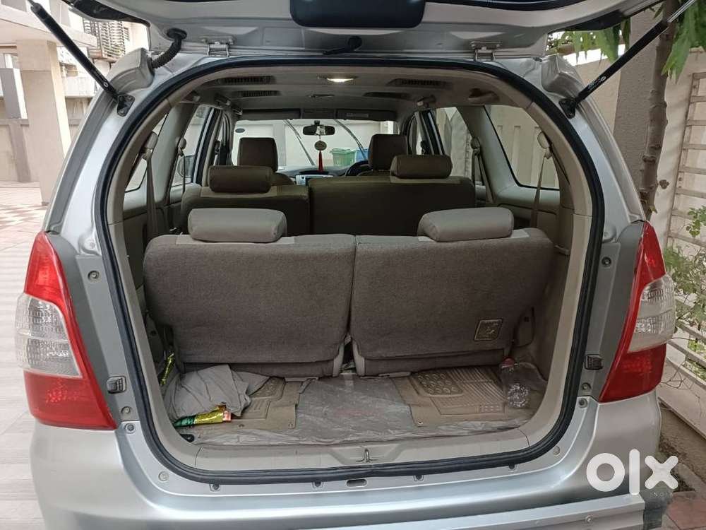 Toyota Innova 2.5 V 2015