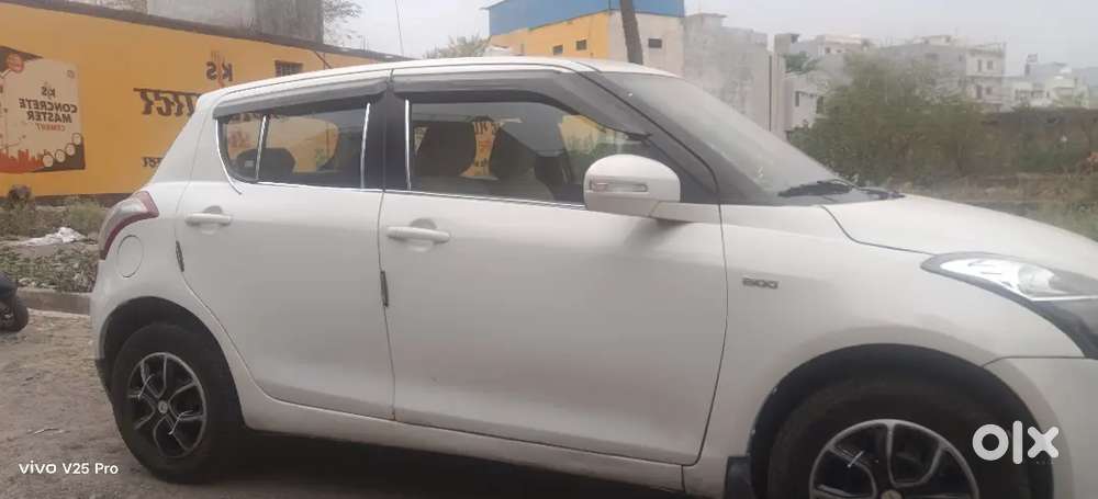 Maruti Suzuki Swift 2013