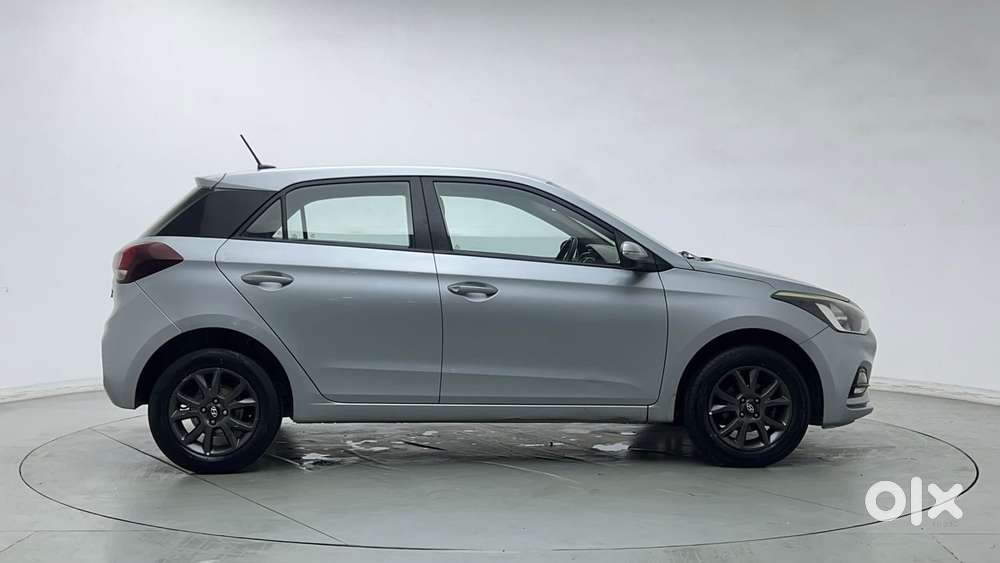 Hyundai Elite I20 Sportz Plus, 2020, Petrol