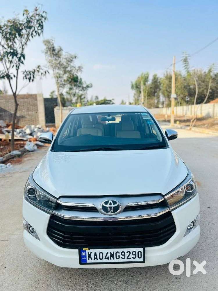 Toyota Innova Crysta