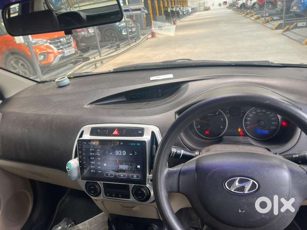 Hyundai I20 2012 Diesel 80000 Km Driven, Brand New Tires