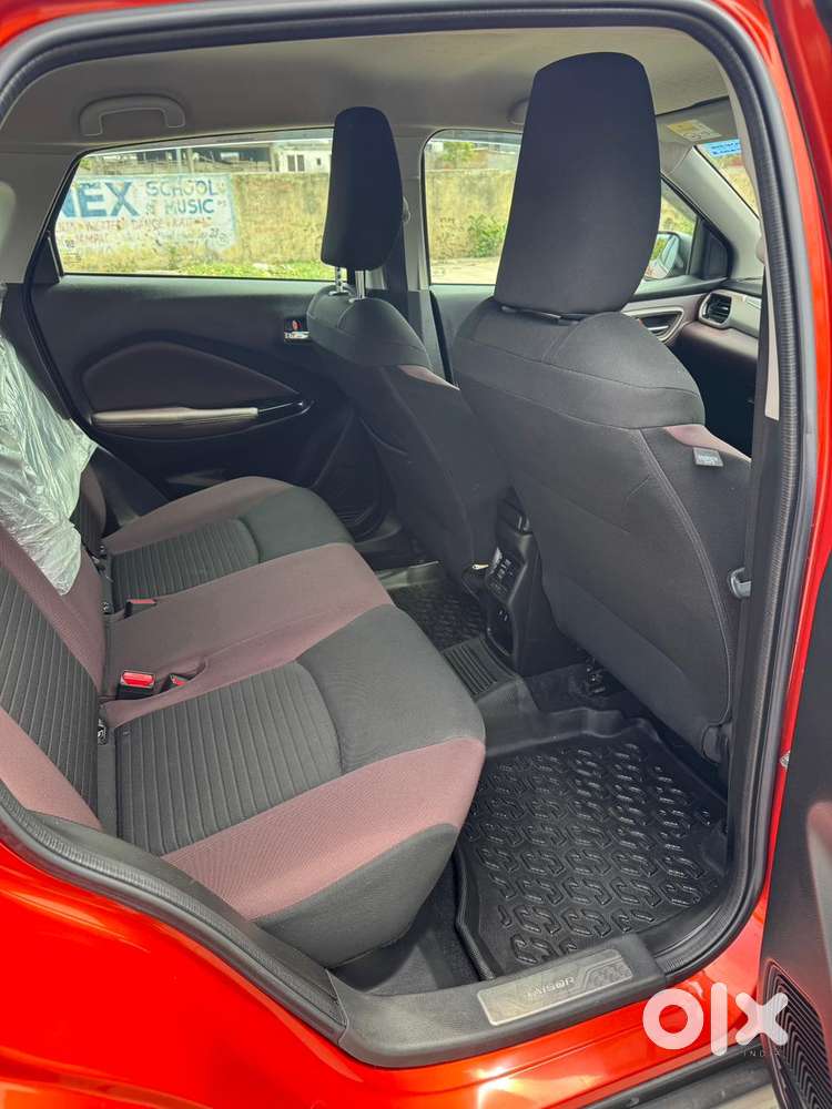 Toyota Urban Cruiser Taisor V 1.0 Petrol At, 2024, Petrol