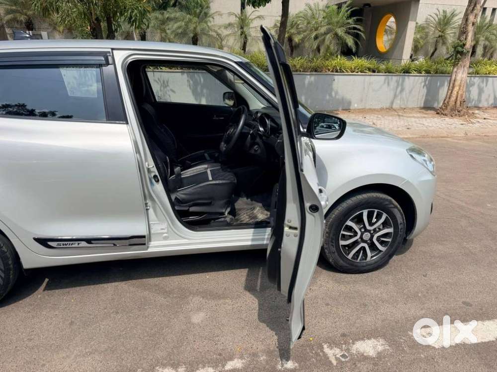 Maruti Suzuki Swift Vxi + Manual, 2021, Petrol