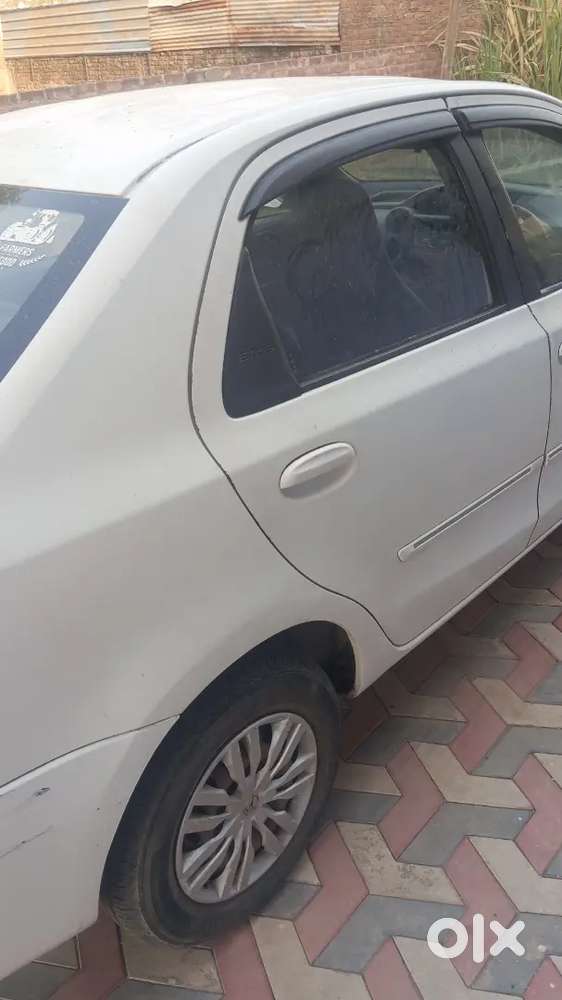 Eitios Car Gd 2012 Model