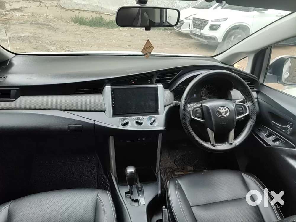 Toyota Innova Crysta 2.4 G Mt 7 Str, 2016, Diesel