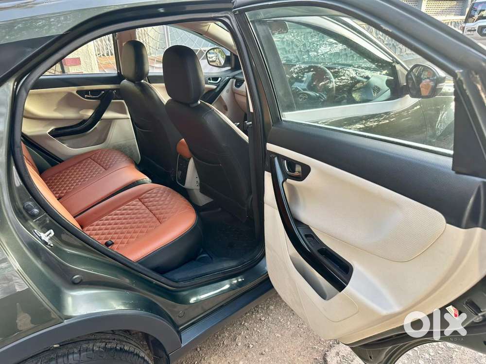 Tata Nexon Amt Xza Plus, 2020, Petrol
