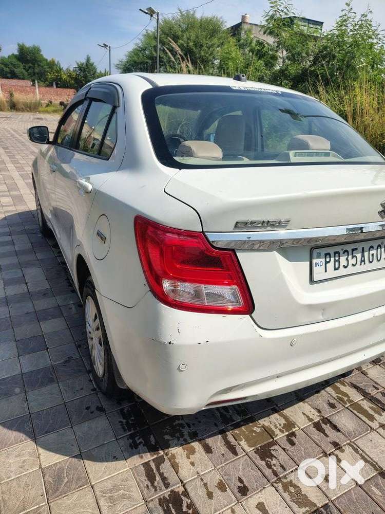 Maruti Suzuki Swift Dzire Vxi Optional, 2020, Petrol