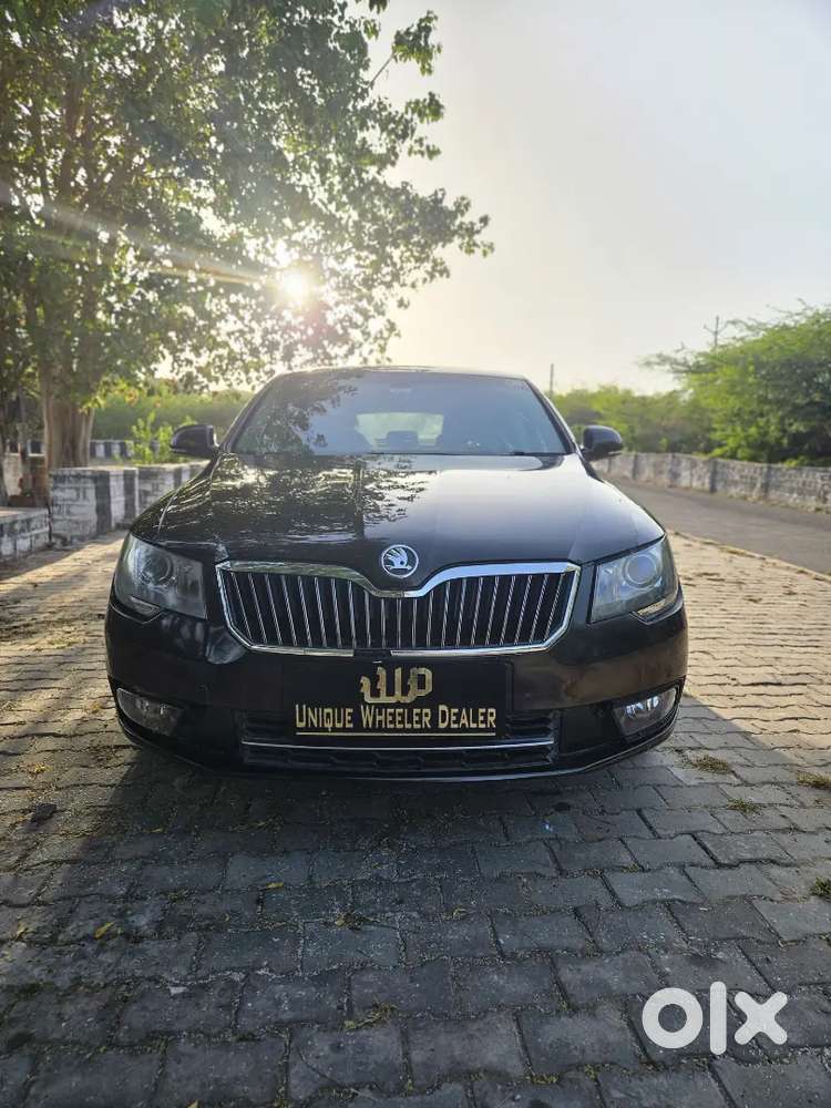 Skoda New Superb 2014 Petrol Good Condition