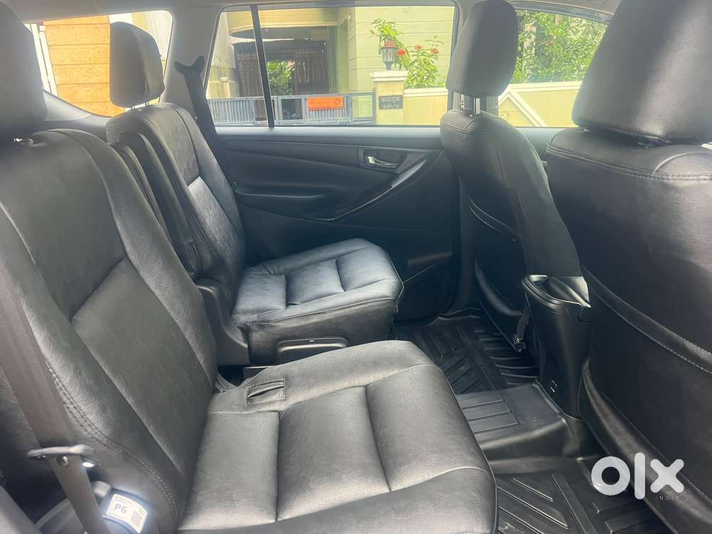 Toyota Innova Crysta 2.4 G Plus Mt 7 Str, 2026, Diesel