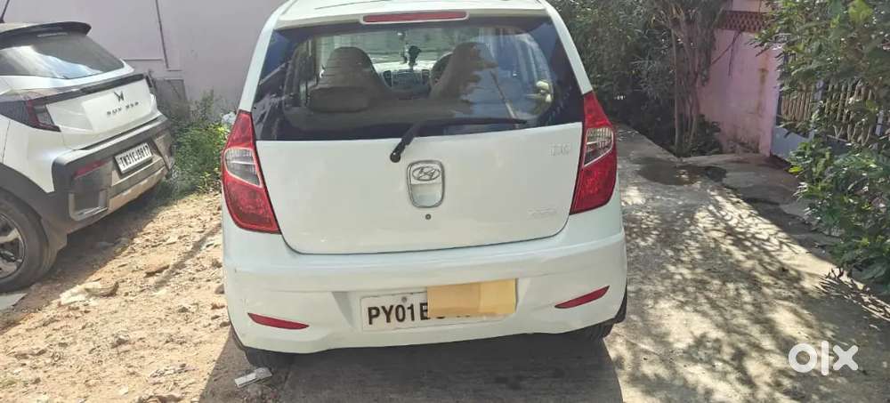 Hyundai I10 Sportz 2012