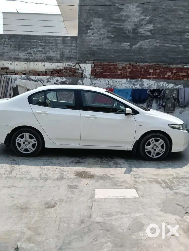 All Original Car New Tyre New Battery