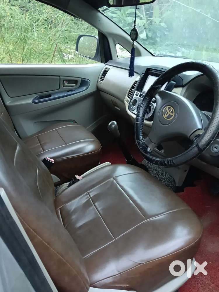 Toyota Innova Diesel 2.5 2011 Last.
