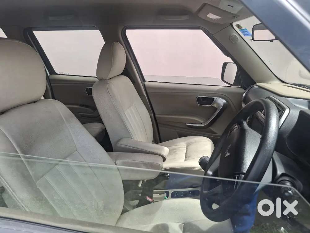 Mahindra Bolero Neo N10