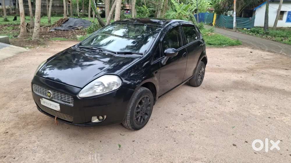 Fiat Grande Punto 2009 Diesel 113500 Km Driven