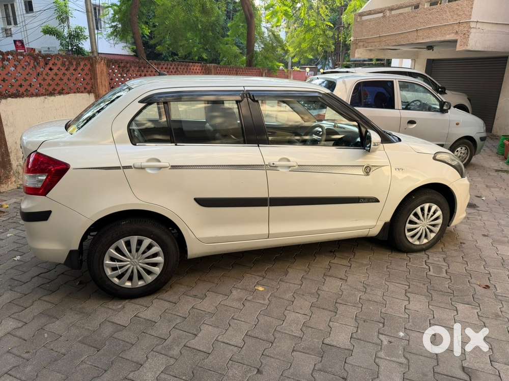 2016 Maruti Dzire 1.2 Vxi At Royale