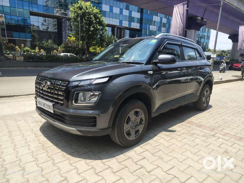 Hyundai Venue S 1.2 Petrol, 2024, Petrol