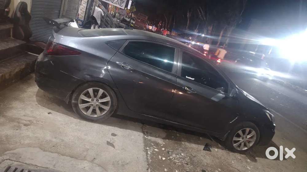 Hyundai New Verna 2012 Diesel 130000 Km Driven