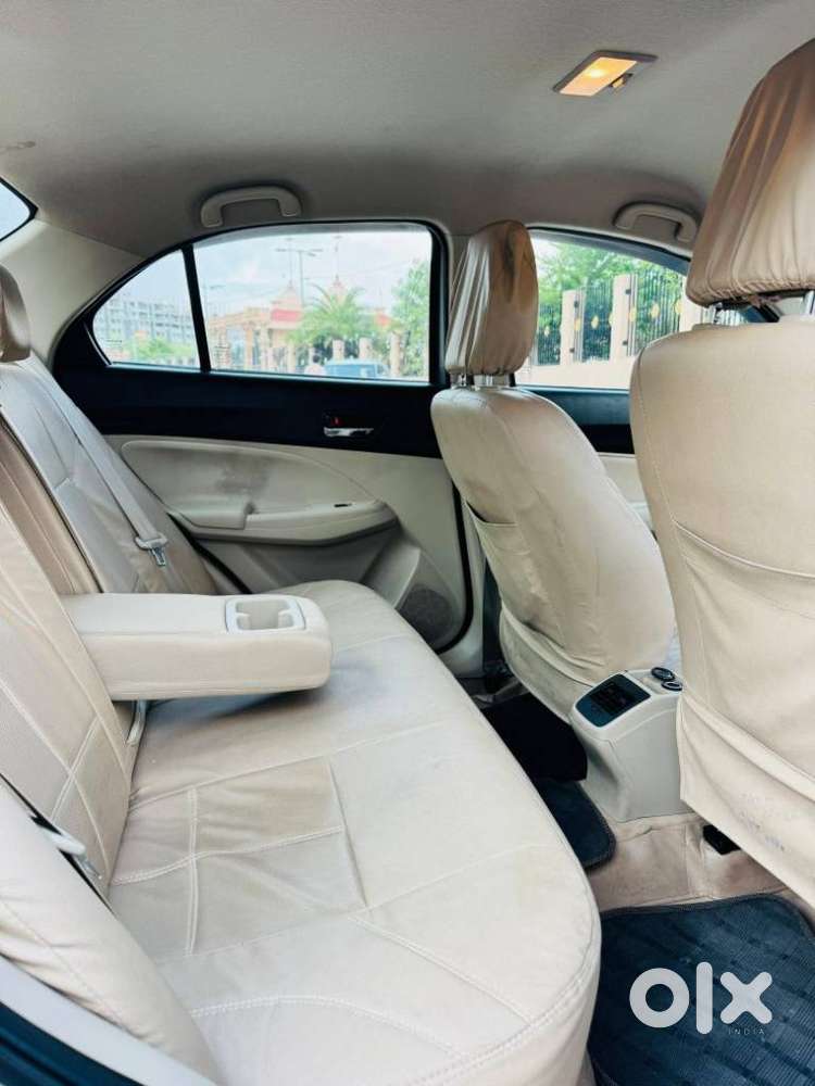 Maruti Suzuki Dzire 1.2 Vxi, 2023, Petrol