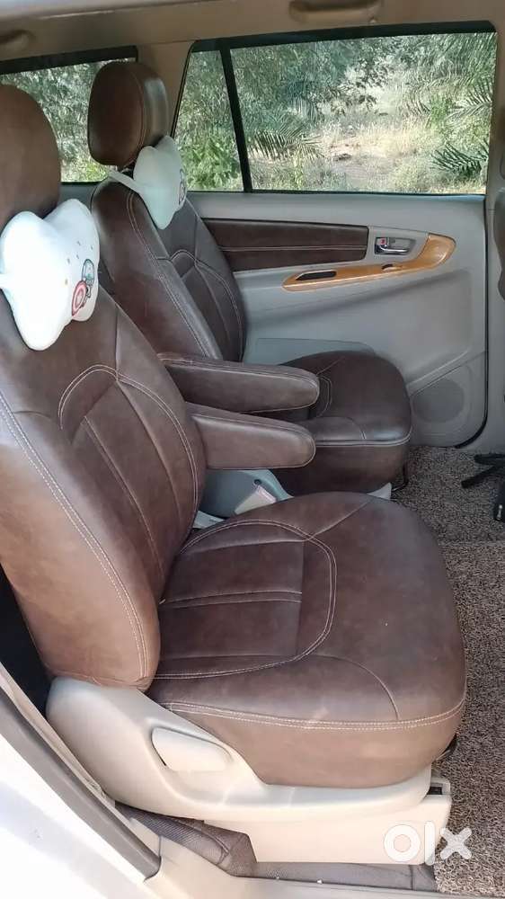 Toyota Innova 2013 Diesel 240000 Km Driven