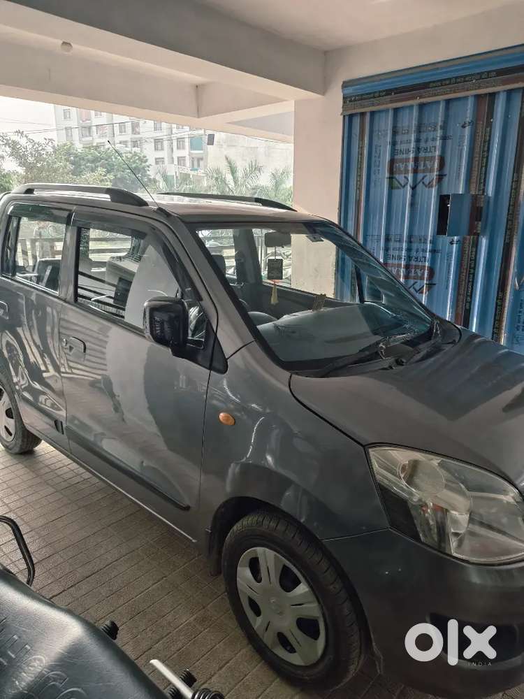 Urgently Sell Maruti Suzuki Wagon R 2015