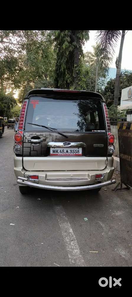 Mahindra Scorpio Classic 2012 Diesel 124420 Km Driven