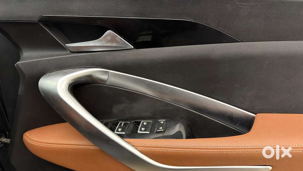 Mg Hector Plus 1.5 Sharp Dct, 2020, Petrol