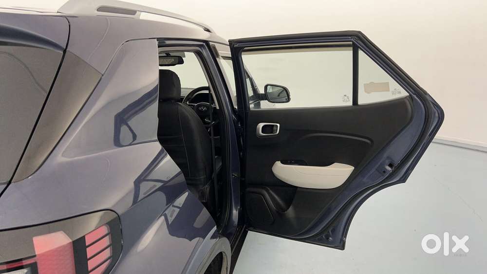 Hyundai Venue Sx, 2022, Petrol