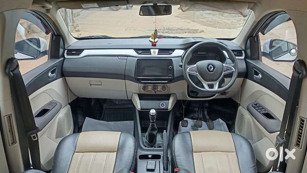 Renault Triber Rxz, 2020, Petrol