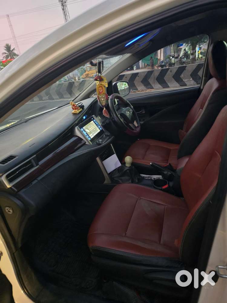 Toyota Innova Crysta 2.4 V, 2016, Diesel