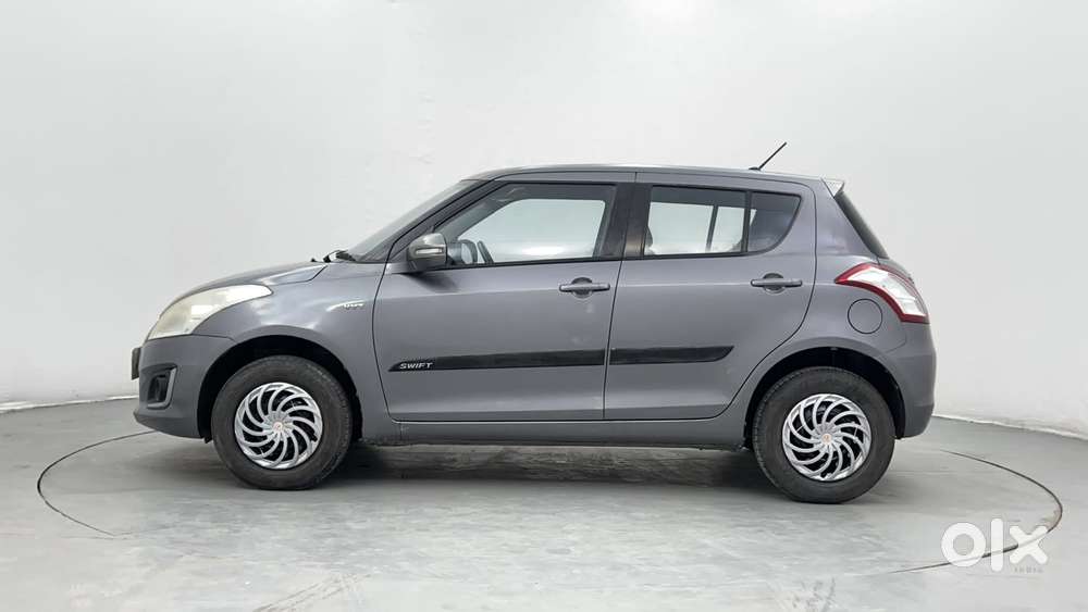 Maruti Suzuki Swift Vvt Vxi, 2016, Petrol