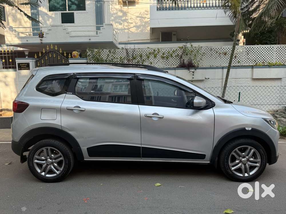 Renault Triber Rxz, 2019, Petrol