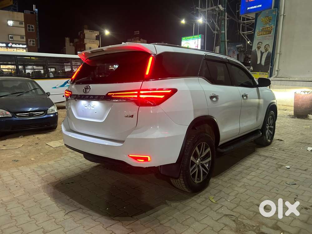 Toyota Fortuner Sigma 4  Automatic