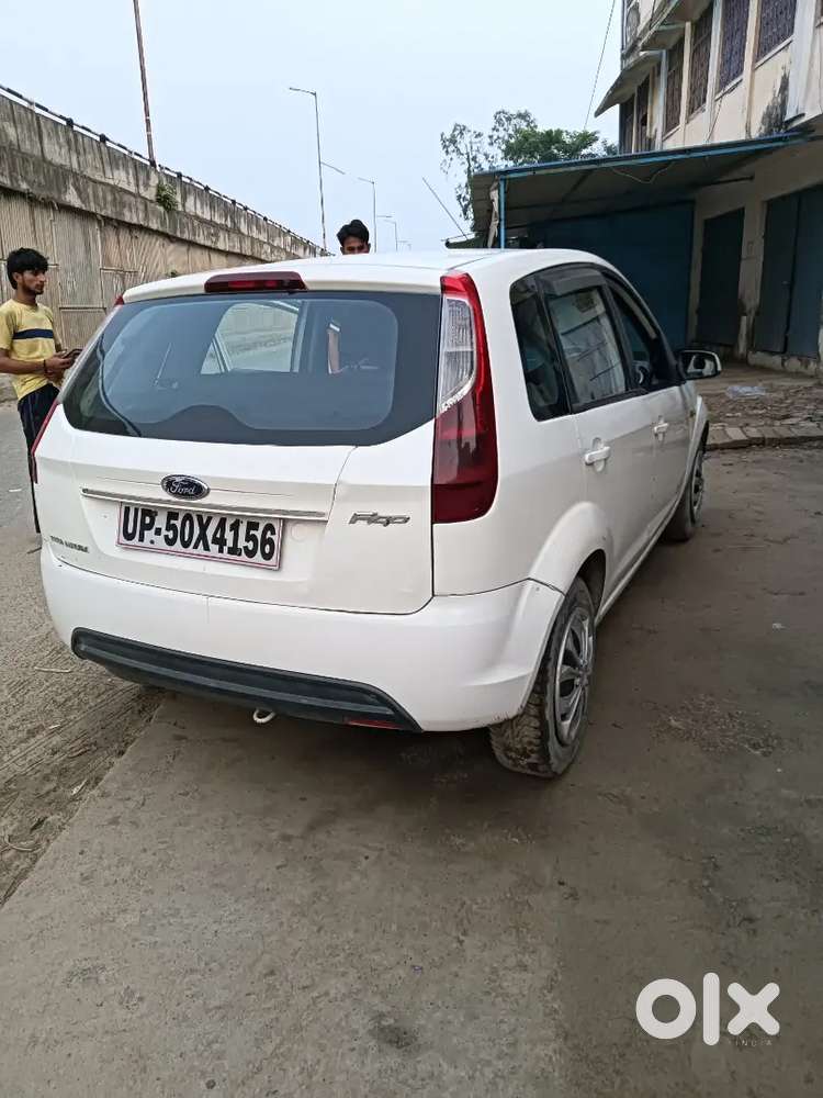 Ford Figo Petrol 2011
