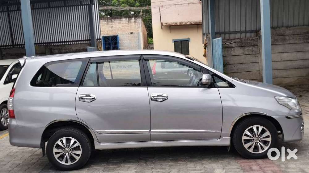 Toyota Innova 2.5 V 7 Str, 2016, Diesel