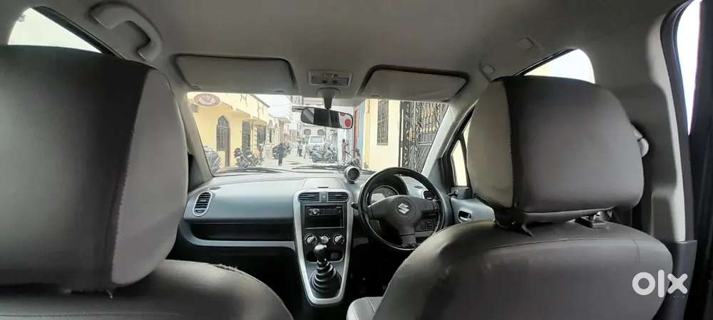 Maruti Suzuki Ritz 2011 Petrol 70000 Km Driven