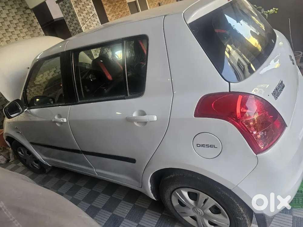 Maruti Suzuki Swift 2009 Diesel 140000 Km Driven