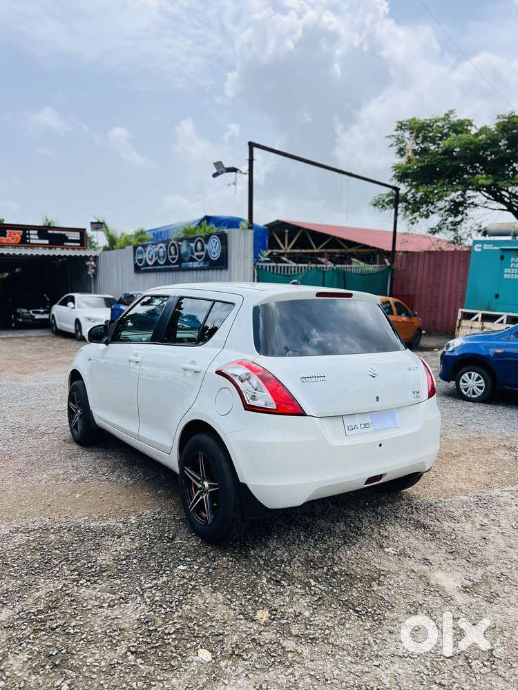 Maruti Suzuki Swift Vxi, 2013, Petrol