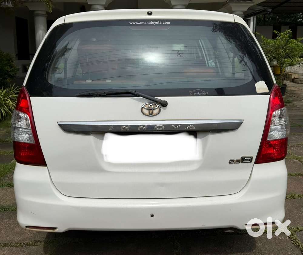 Toyota Innova Diesel 2012