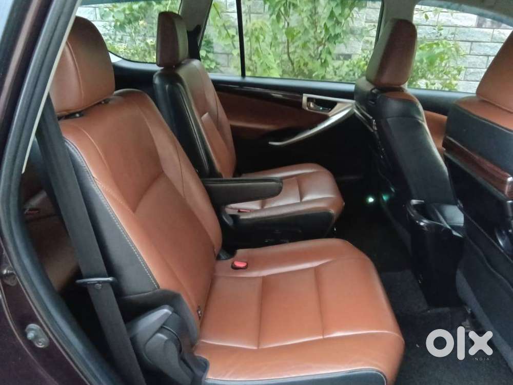 Toyota Innova Crysta 2.8 Z, 2016, Diesel