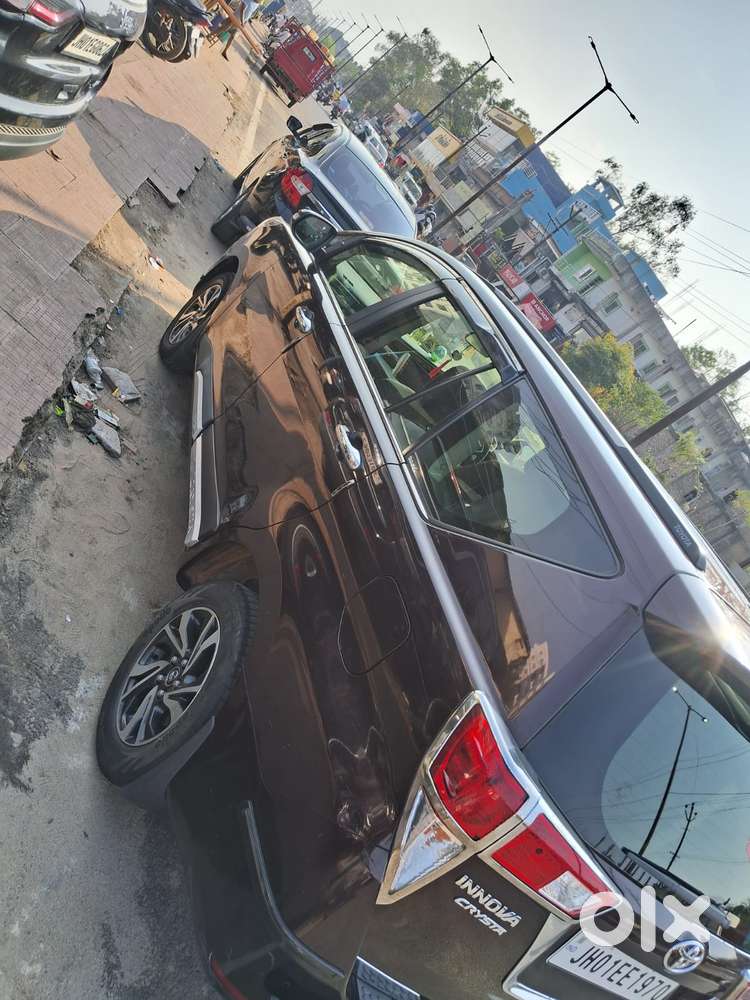 Toyota Innova Crysta 2.5z, 2023, Diesel