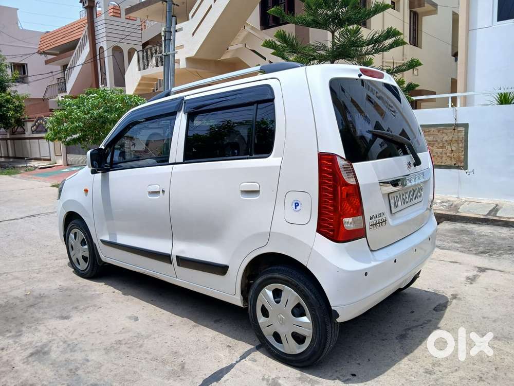 Maruti Suzuki Wagon R 1.0 Vxi Amt, 2017, Petrol