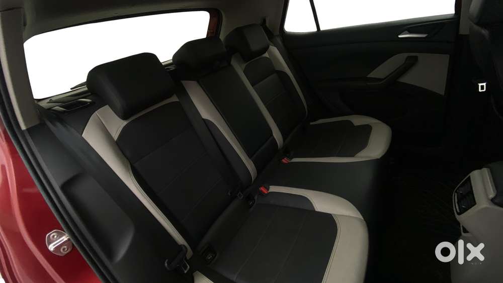 Volkswagen Taigun 1.0 Tsi Topline At, 2023, Petrol