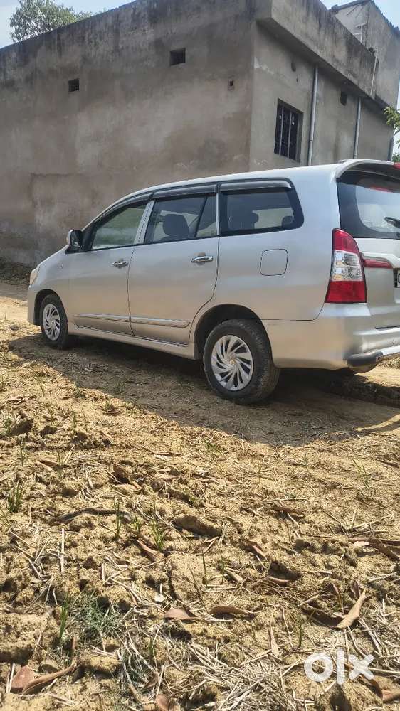 Toyota Innova 2.5 G 2015