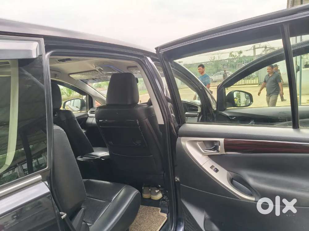 Toyota Innova Crysta 2021
