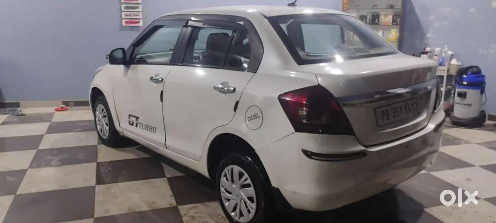 Maruti Suzuki Dzire 2016 Diesel 90000 Km Driven