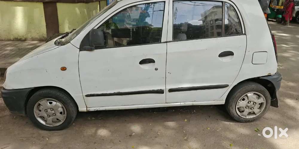 Hyundai Santro Petrol Car